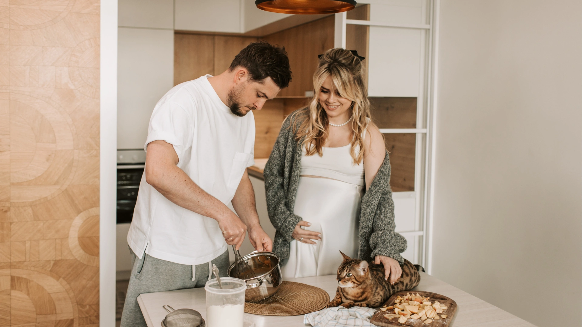 Family enjoying time in a clean Land O' Lakes kitchen